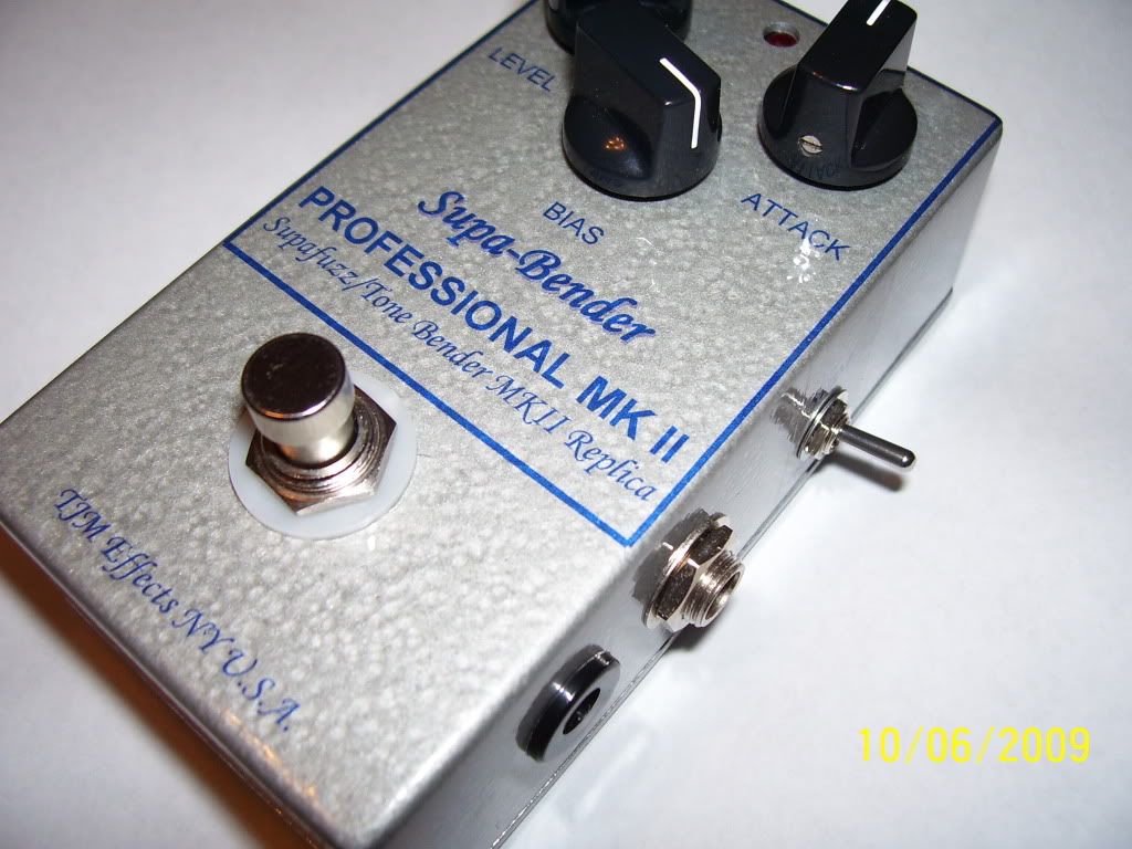 Marshall Supa-Fuzz type Pedal(s) | The Gear Page